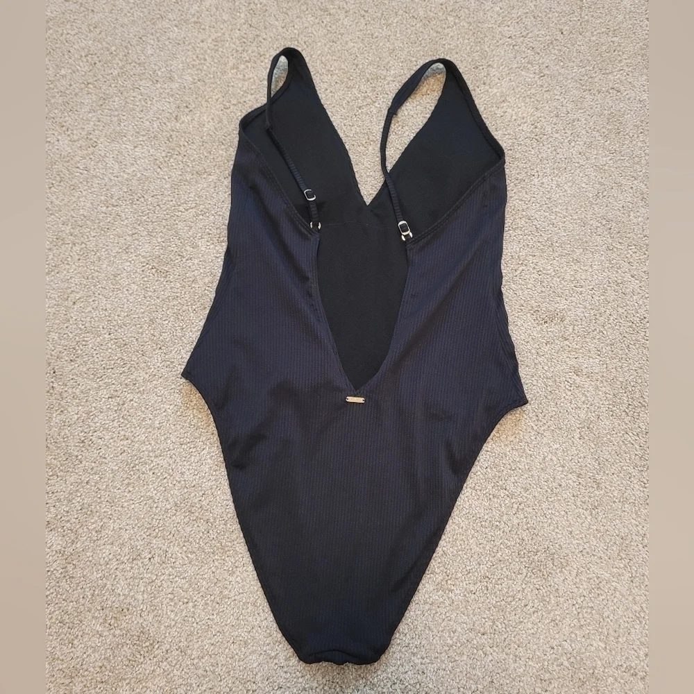 Hollister Women's Black Ribbed V Neck One Piece Swimming Suit Size Medium